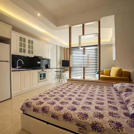Studio B-57 In Empire Residence, Mahmutlar, *